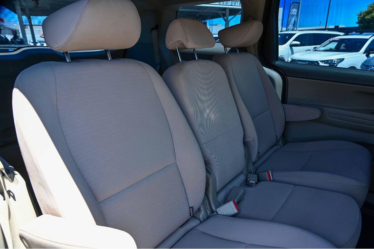 2019 Kia Carnival S YP