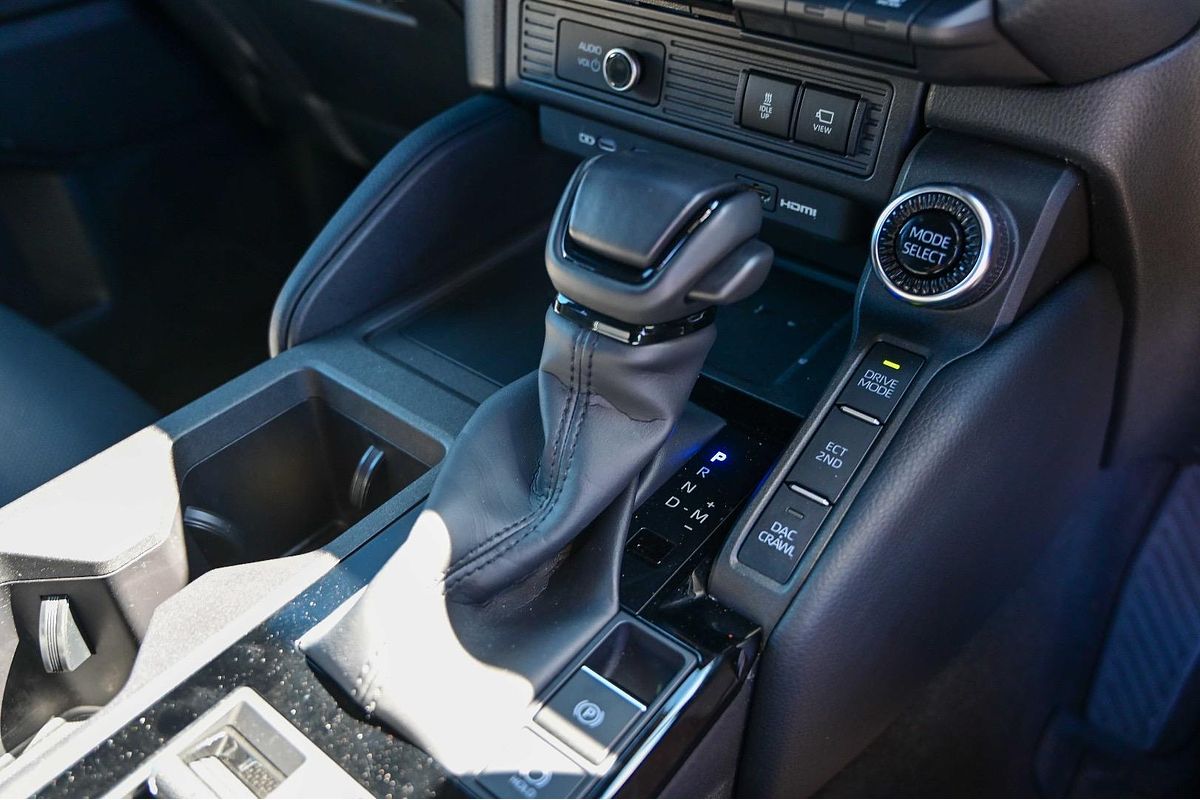 2024 Toyota Landcruiser Prado