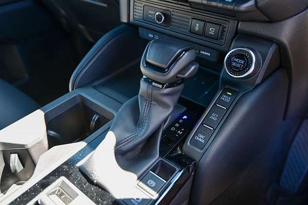 2024 Toyota Landcruiser Prado