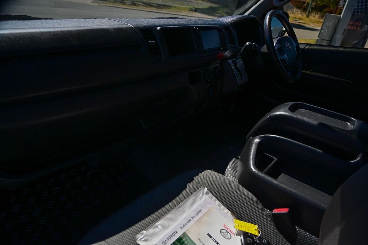 2017 Toyota Hiace KDH221R ELWB High Roof