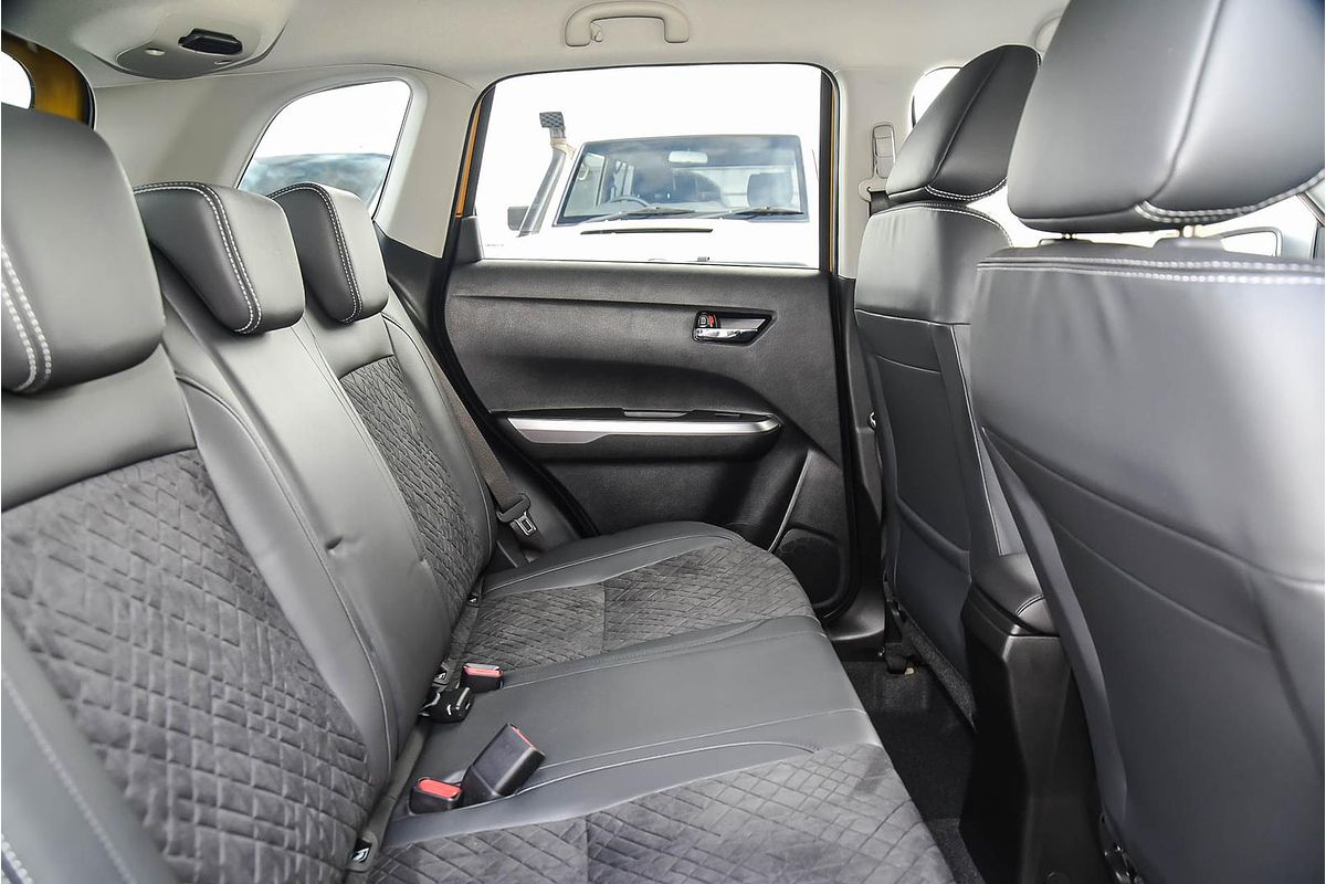 2024 Suzuki Vitara Turbo Shadow LY Series II