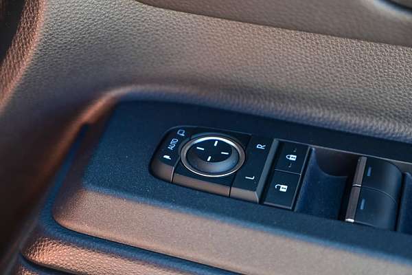 2024 Toyota Landcruiser Prado