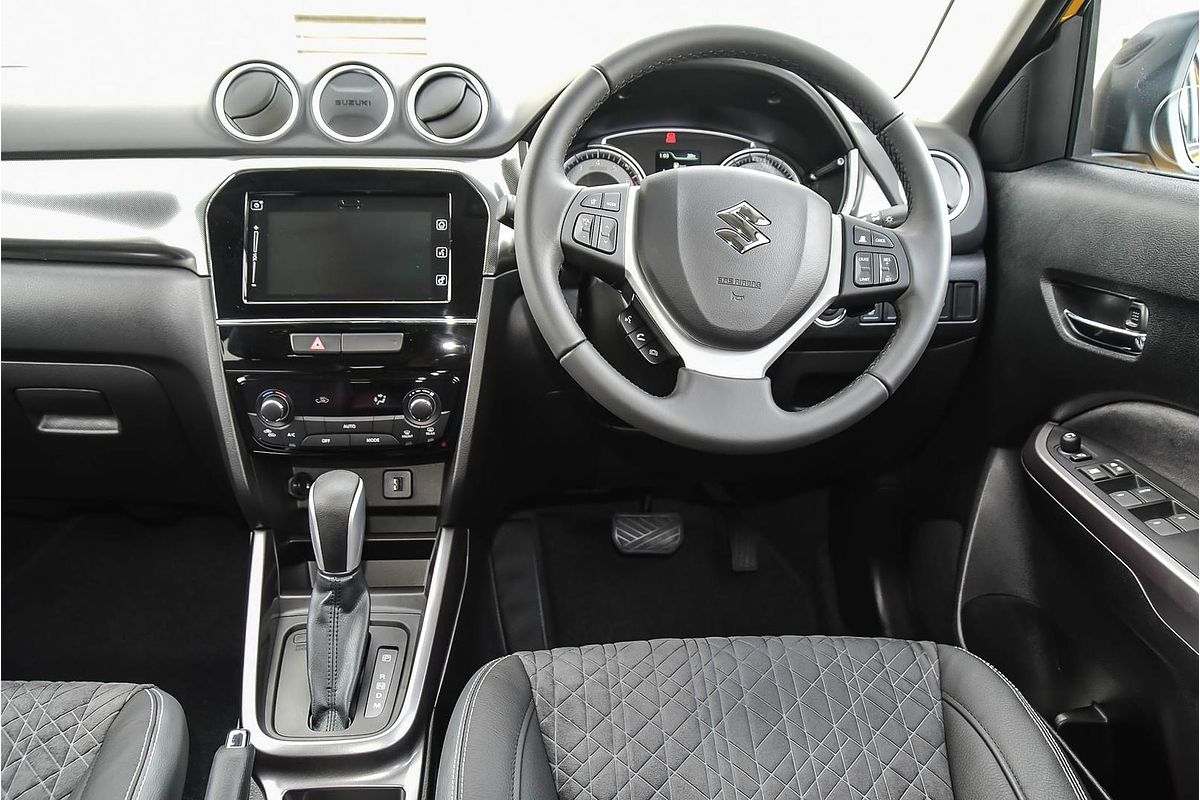 2024 Suzuki Vitara Turbo Shadow LY Series II