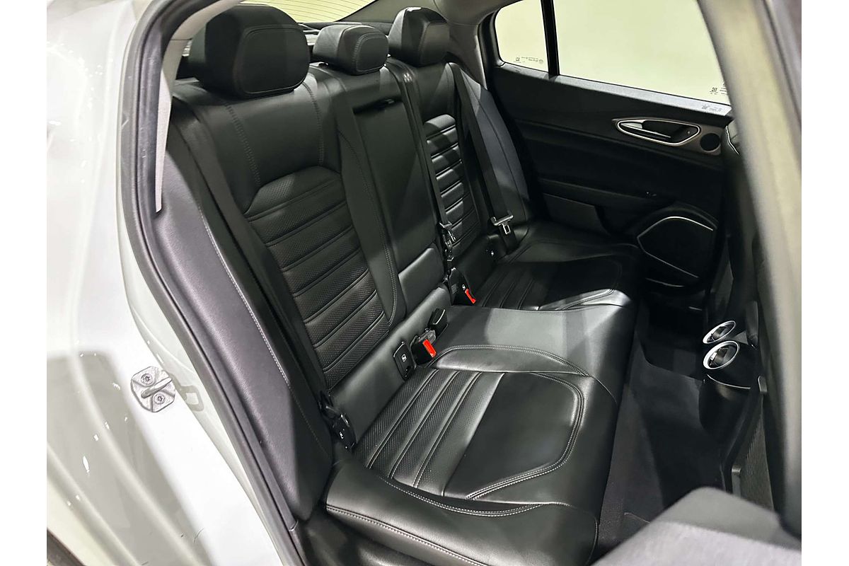 2021 Alfa Romeo Giulia Sport Series 2