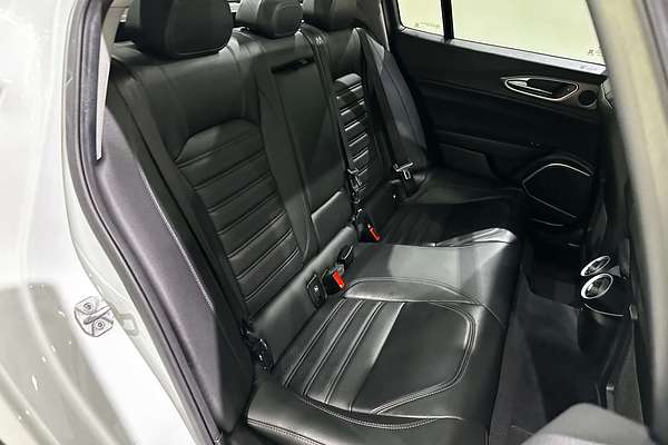 2021 Alfa Romeo Giulia Sport Series 2