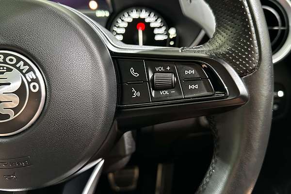 2021 Alfa Romeo Giulia Sport Series 2