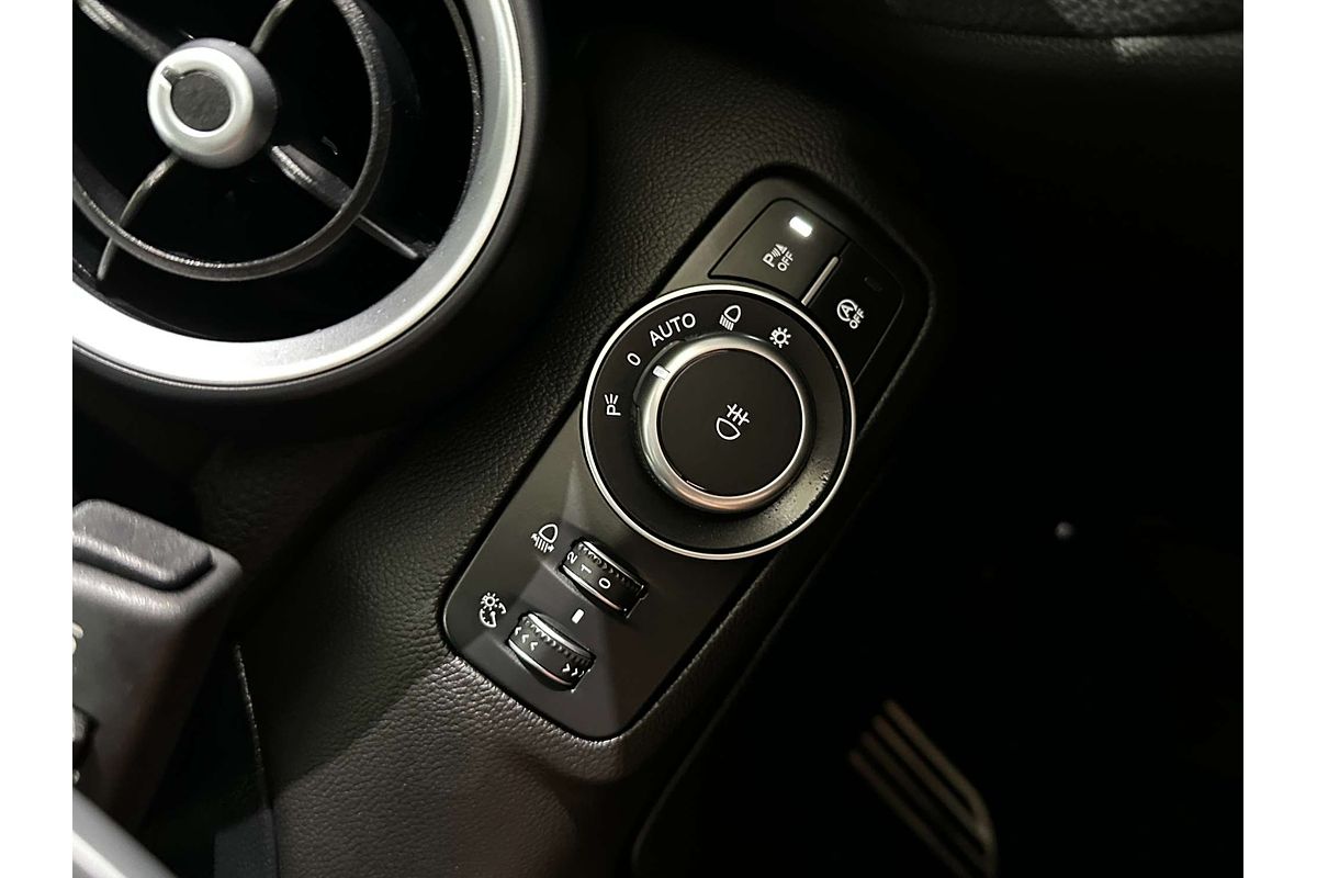 2021 Alfa Romeo Giulia Sport Series 2