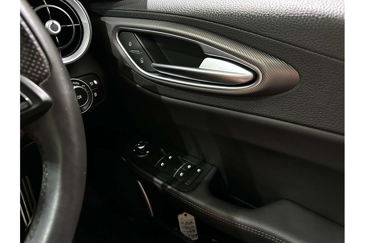 2021 Alfa Romeo Giulia Sport Series 2