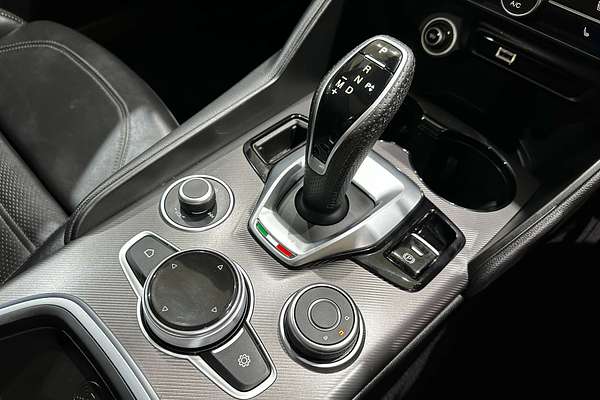 2021 Alfa Romeo Giulia Sport Series 2