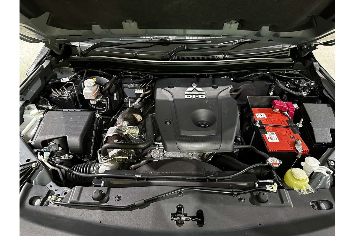 2021 Mitsubishi Triton GSR MR 4X4