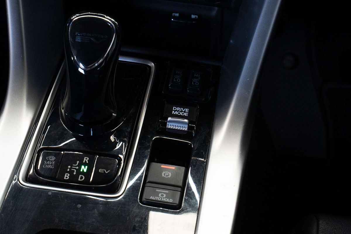 2023 Mitsubishi Eclipse Cross PHEV Exceed YB