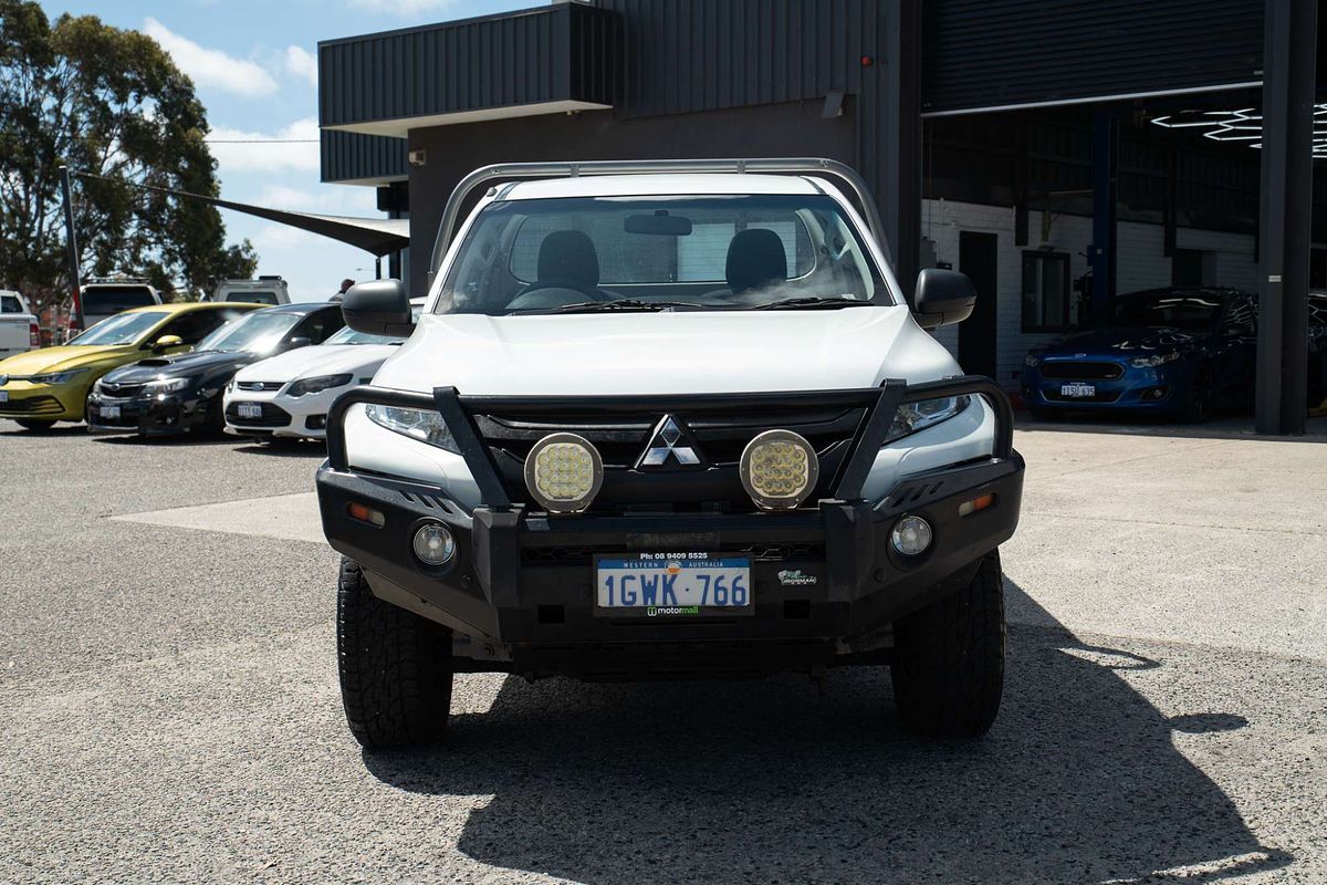 2019 Mitsubishi Triton GLX MR 4X4