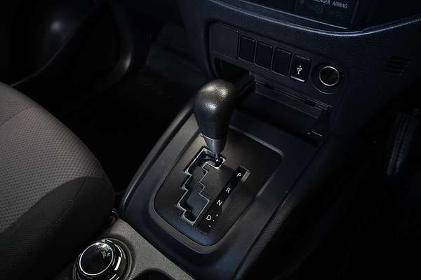 2019 Mitsubishi Triton GLX MR 4X4