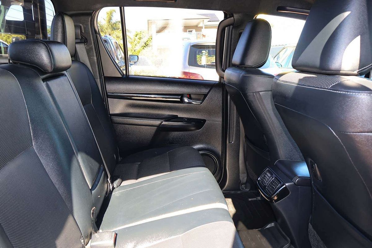 2020 Toyota Hilux Rugged X GUN126R 4X4