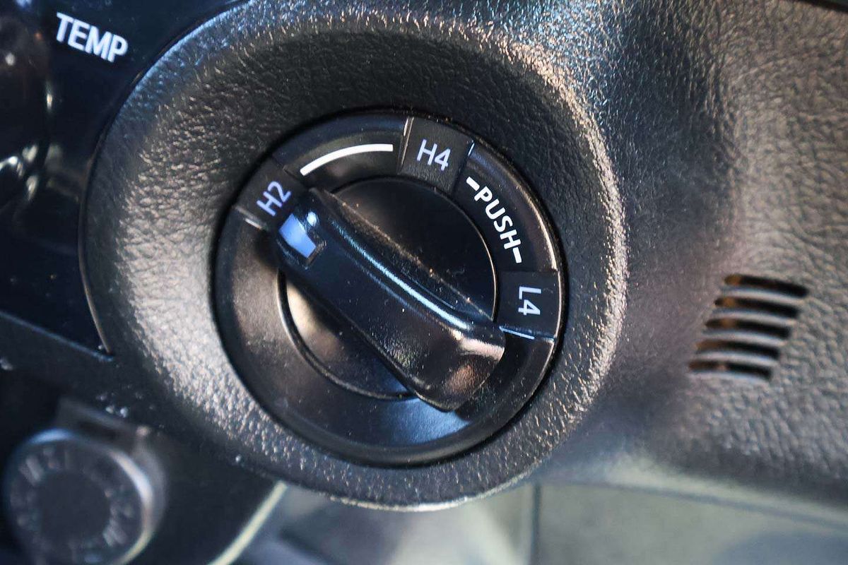 2020 Toyota Hilux Rugged X GUN126R 4X4