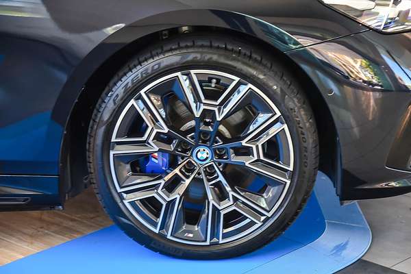 2024 BMW i5 eDrive40 M Sport G60