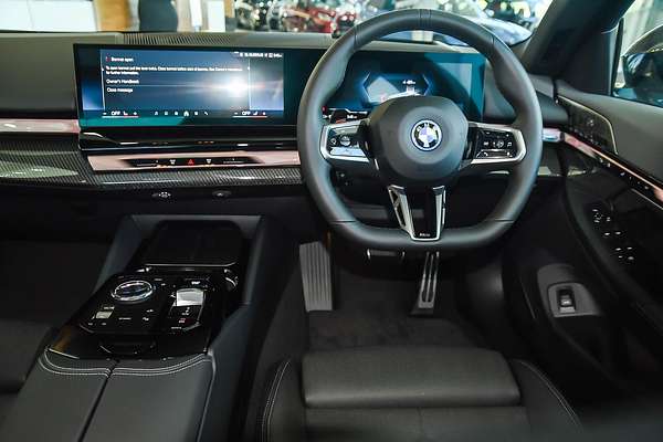 2024 BMW i5 eDrive40 M Sport G60