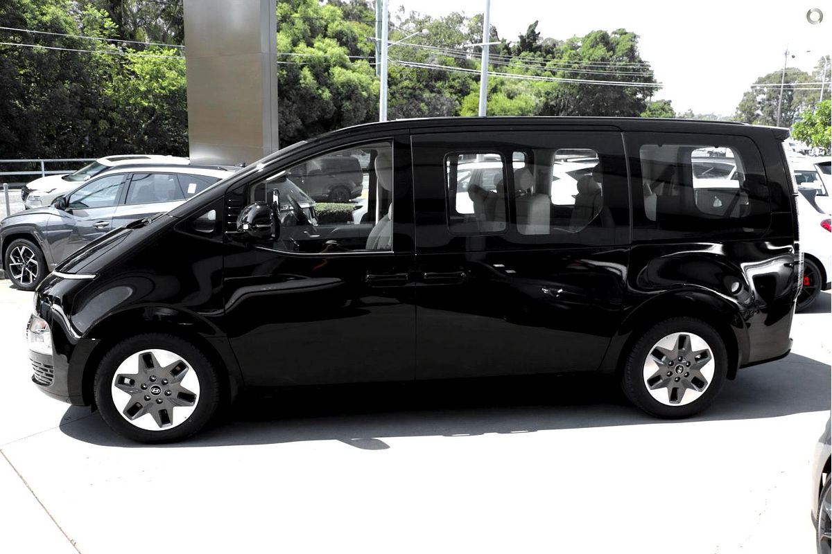 2025 Hyundai STARIA Highlander US4.V3
