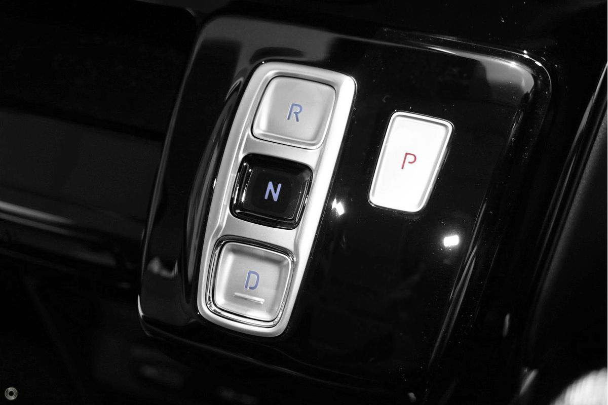 2025 Hyundai STARIA Highlander US4.V3