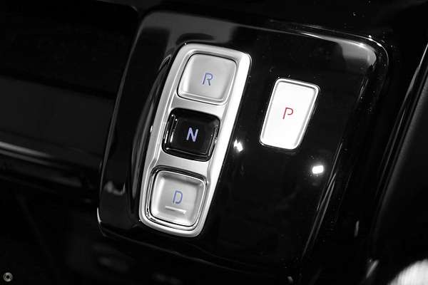 2025 Hyundai STARIA Highlander US4.V3