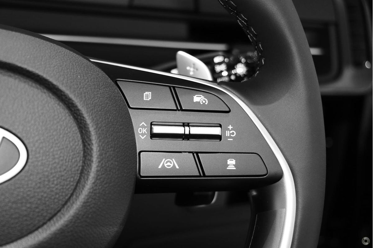 2025 Hyundai STARIA Highlander US4.V3