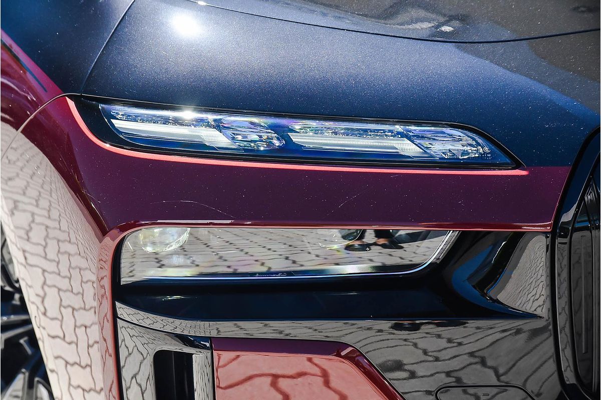 2023 BMW i7 xDrive60 M Sport G70