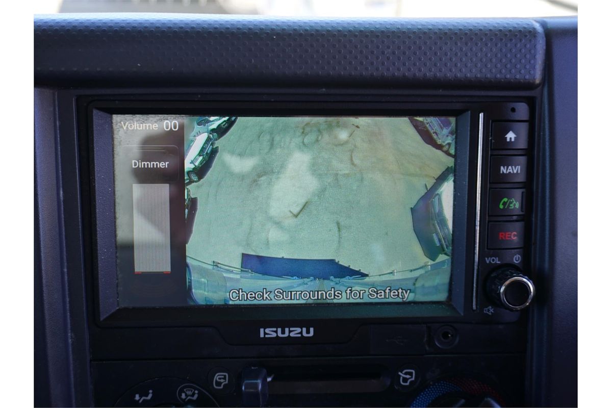 2021 Isuzu N Series NNR 45-150