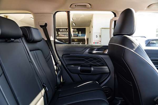 2025 GWM Tank 300 Ultra P01