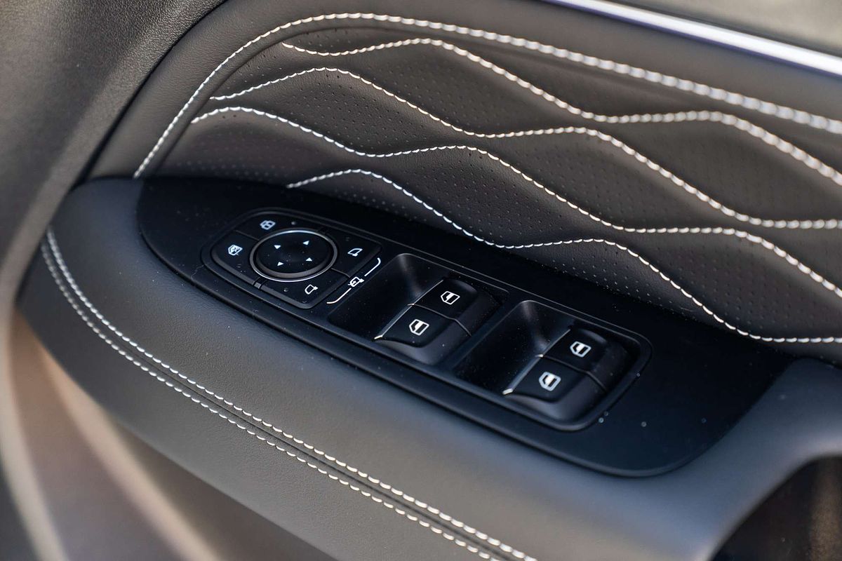 2025 GWM Tank 300 Ultra P01