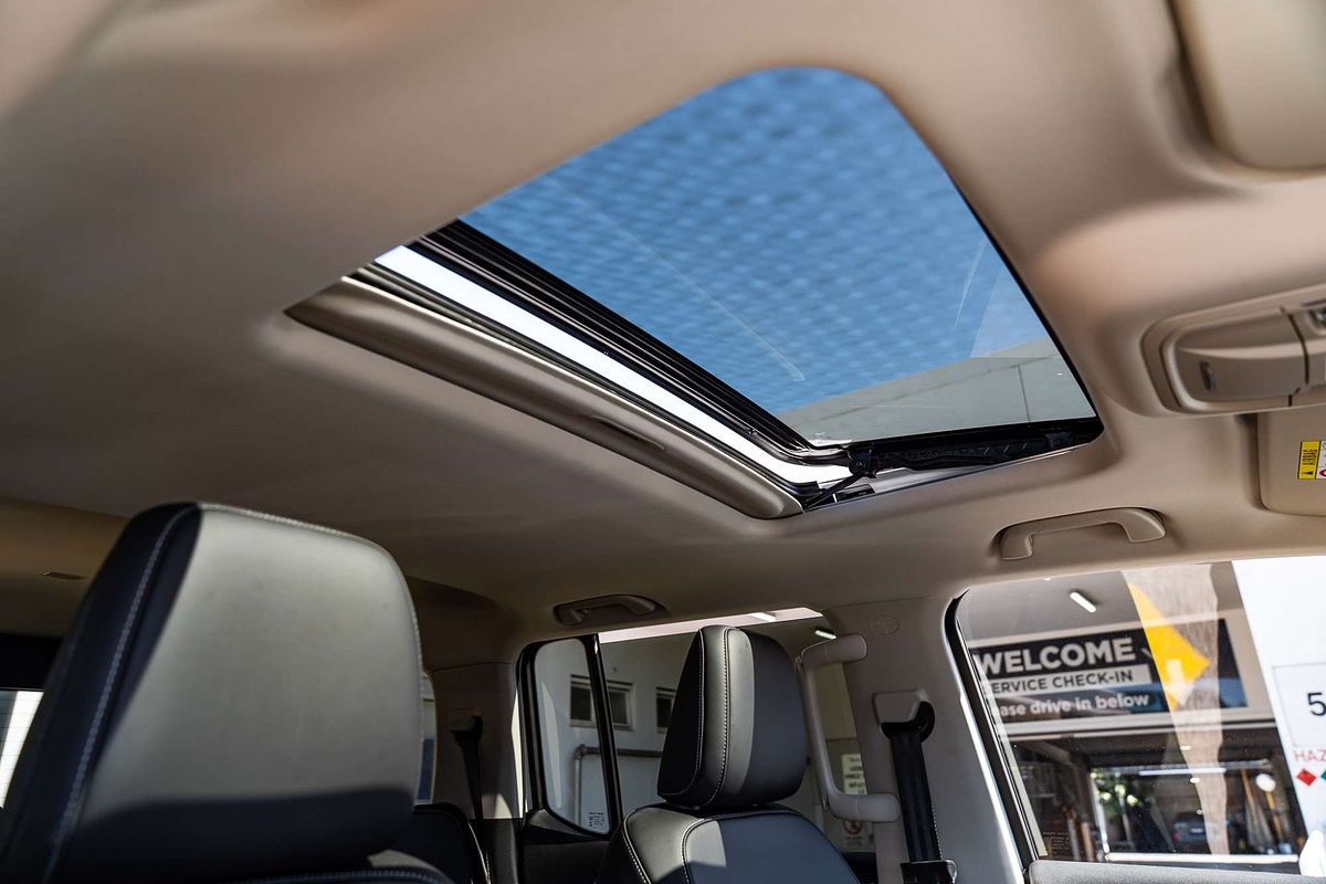 2025 GWM Tank 300 Ultra P01