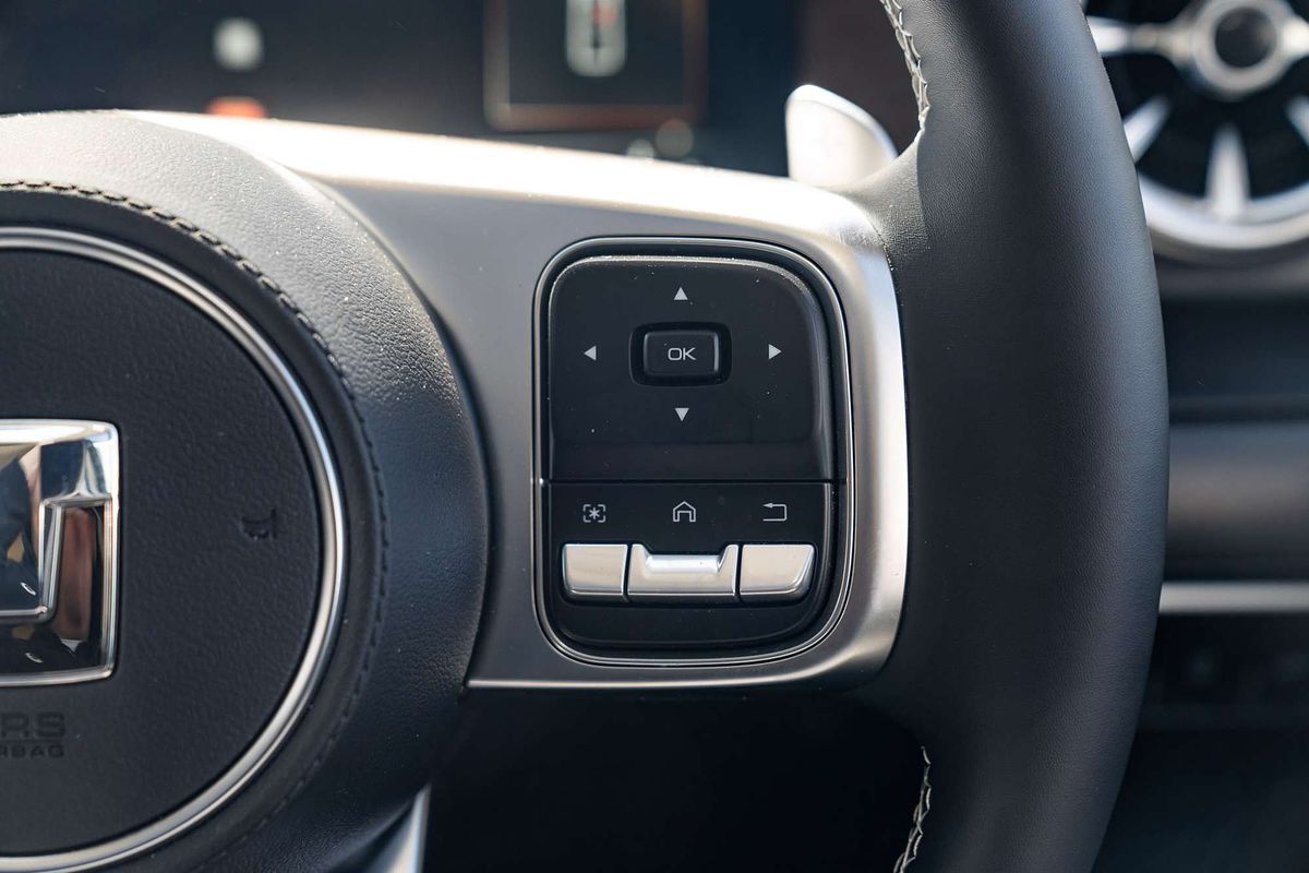 2025 GWM Tank 300 Ultra P01