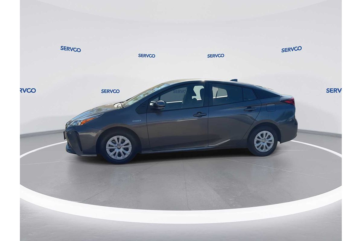 2022 Toyota Prius LE