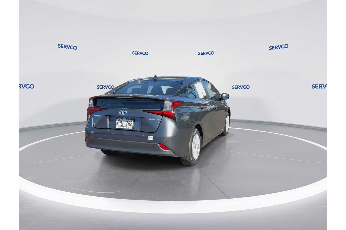 2022 Toyota Prius LE