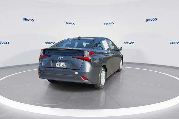 2022 Toyota Prius LE