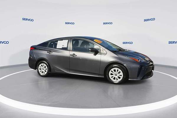 2022 Toyota Prius LE