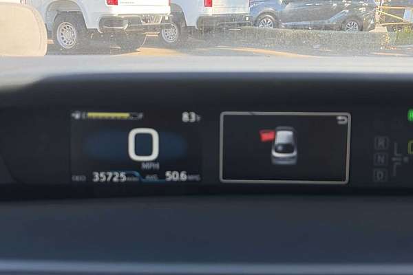 2022 Toyota Prius LE