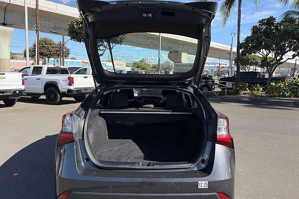 2022 Toyota Prius LE