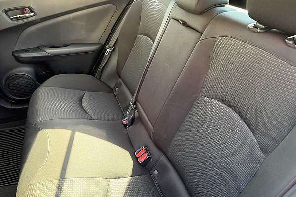 2022 Toyota Prius LE