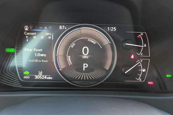 2023 Lexus UX F SPORT Design