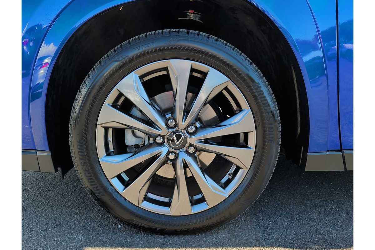 2023 Lexus UX F SPORT Design