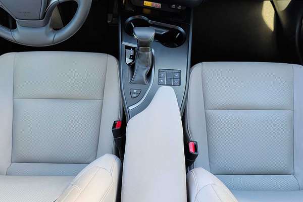 2023 Lexus UX F SPORT Design