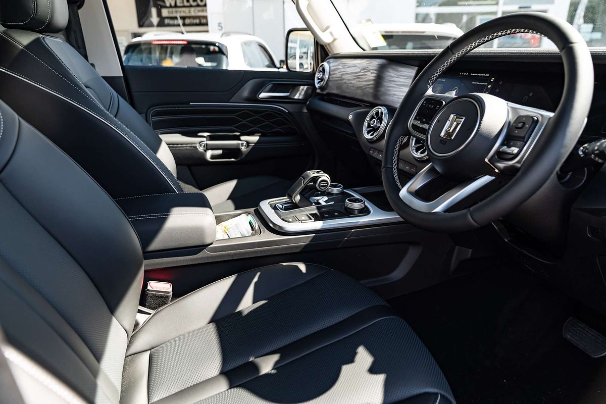 2025 GWM Tank 300 Ultra P01