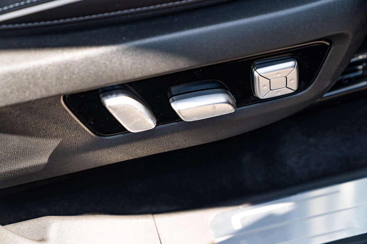 2025 GWM Tank 300 Ultra P01