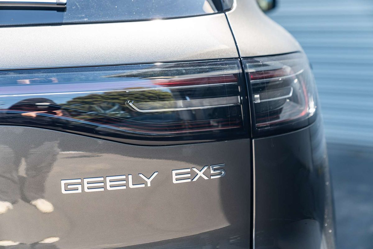 2025 Geely EX5 Inspire E245