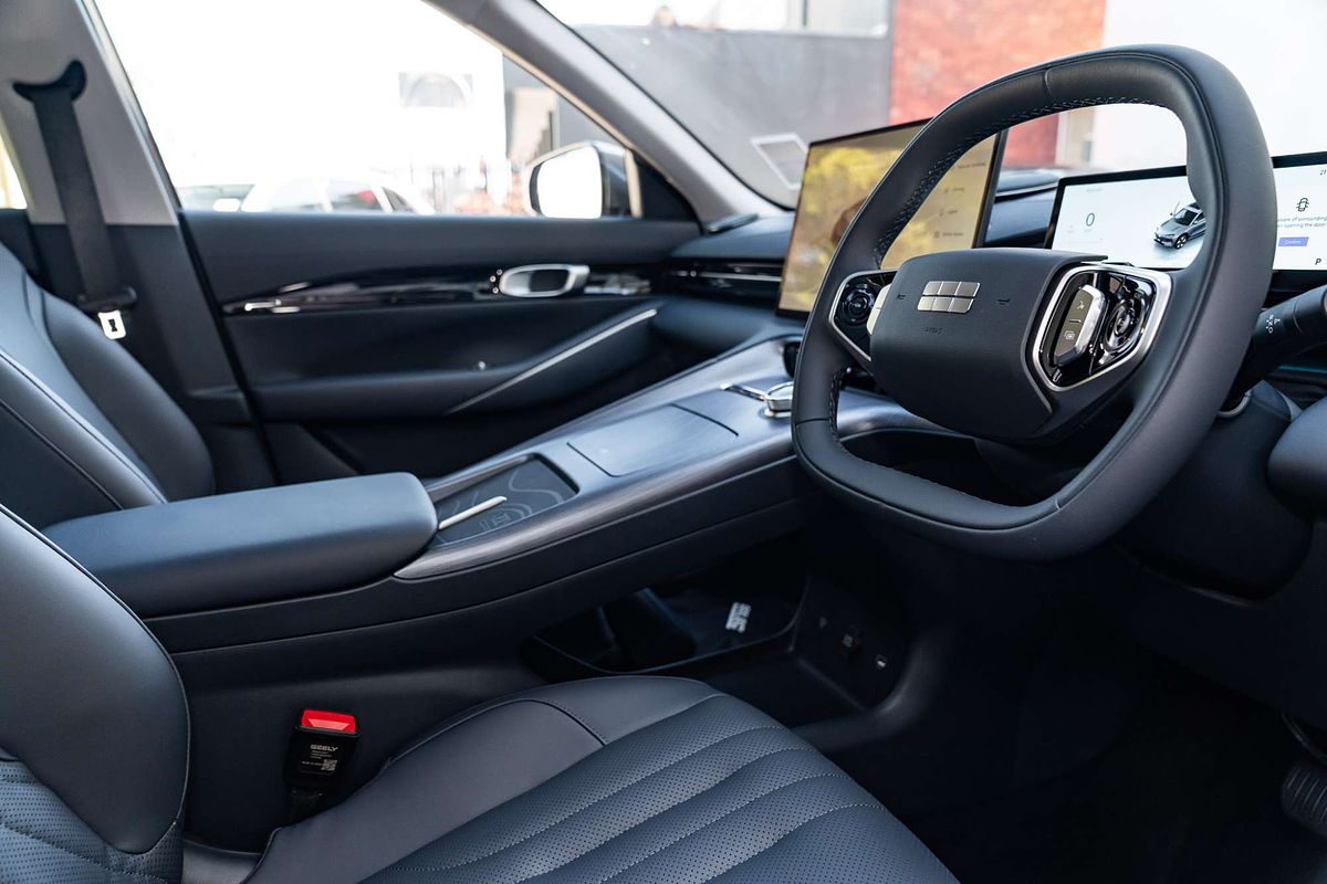 2025 Geely EX5 Inspire E245