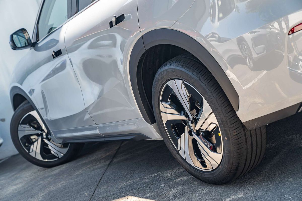 2025 Geely EX5 Inspire E245