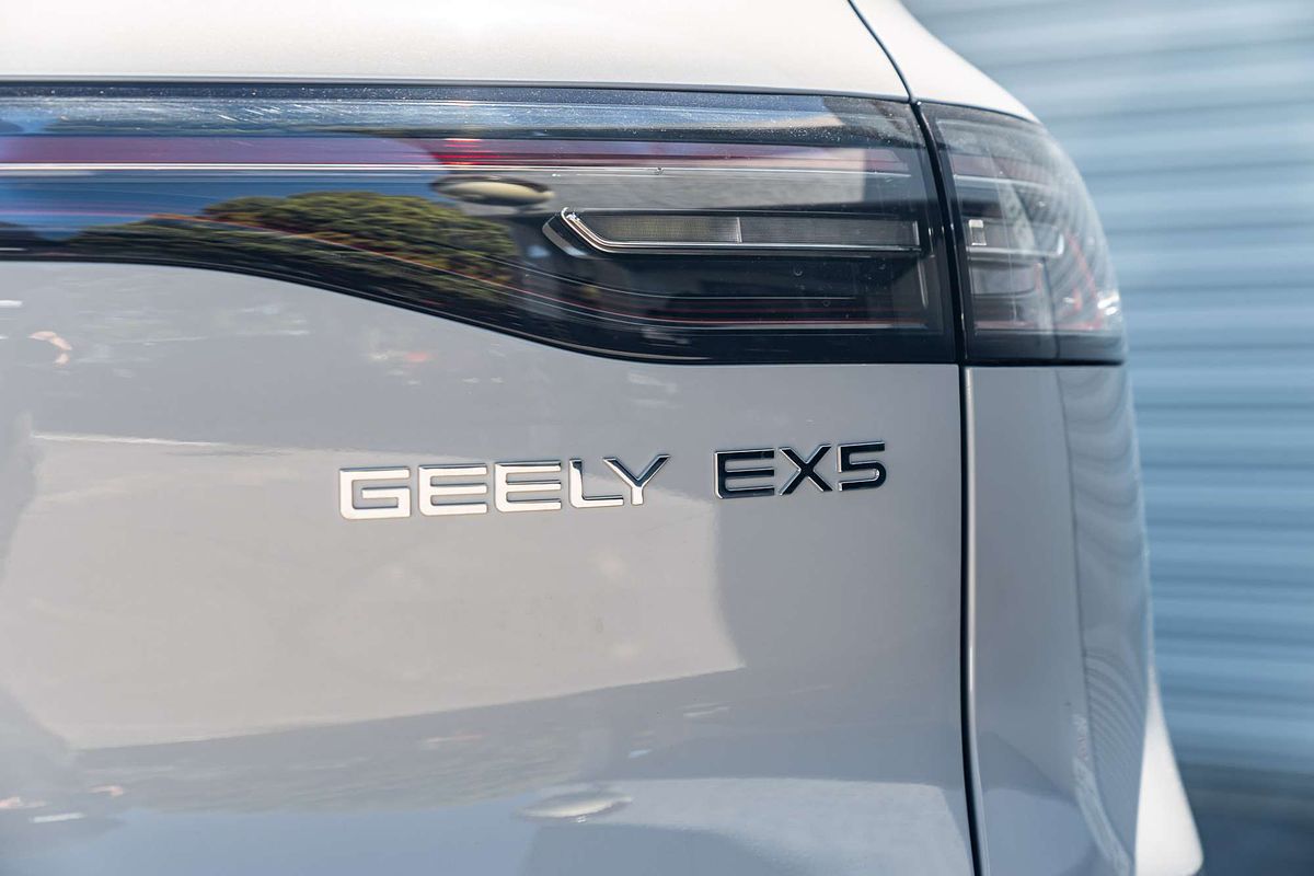 2025 Geely EX5 Inspire E245