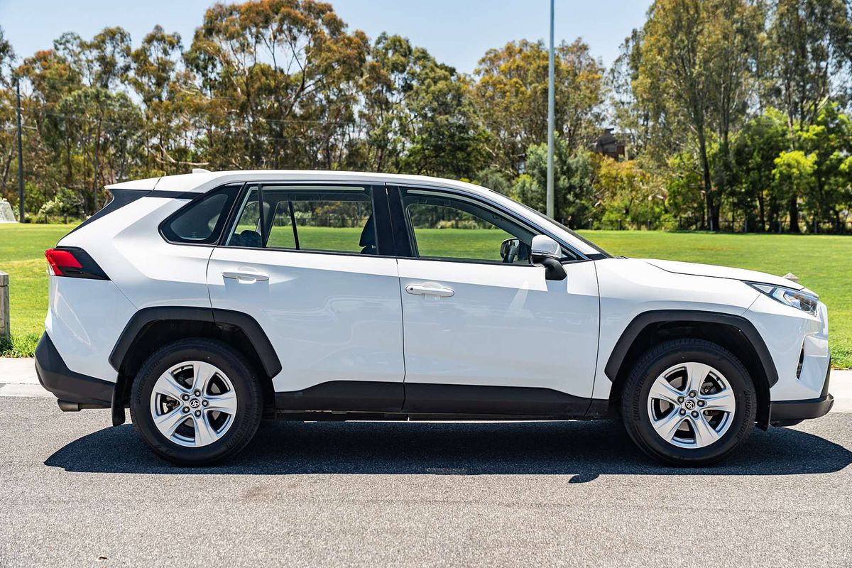 2020 Toyota RAV4 GX MXAA52R