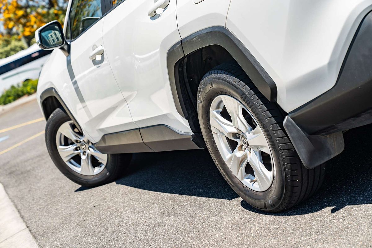 2020 Toyota RAV4 GX MXAA52R