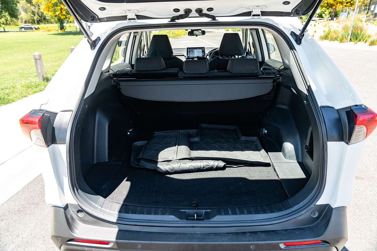 2020 Toyota RAV4 GX MXAA52R